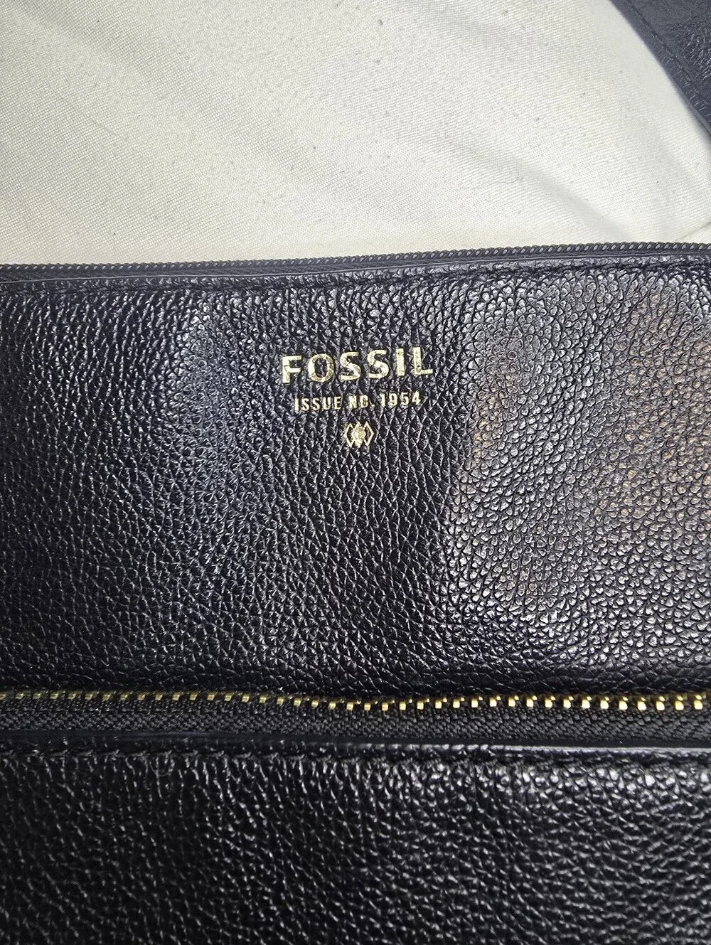 Fossil classic crossbody